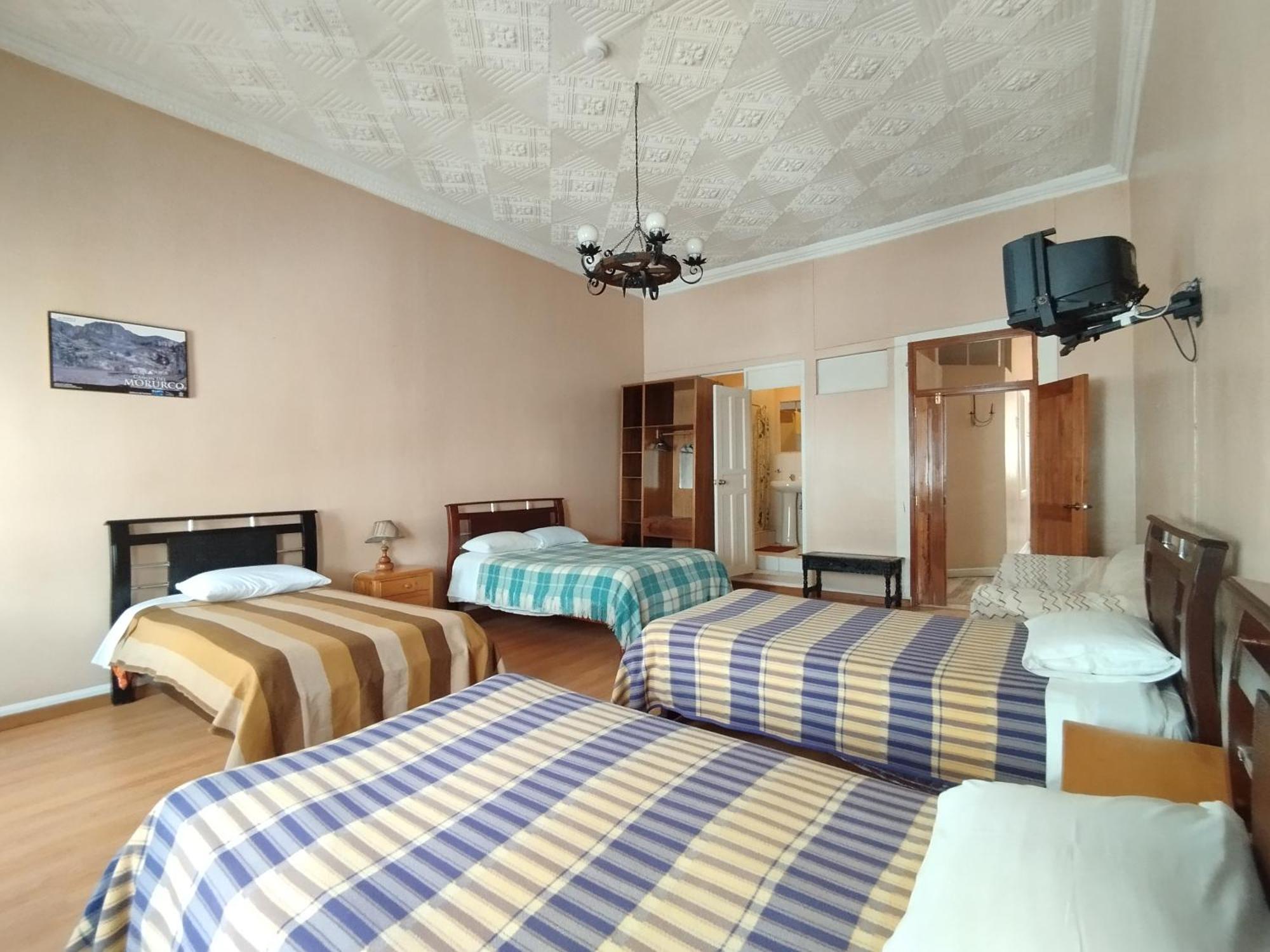 Great Location Bed And Breakfast Latacunga Luaran gambar